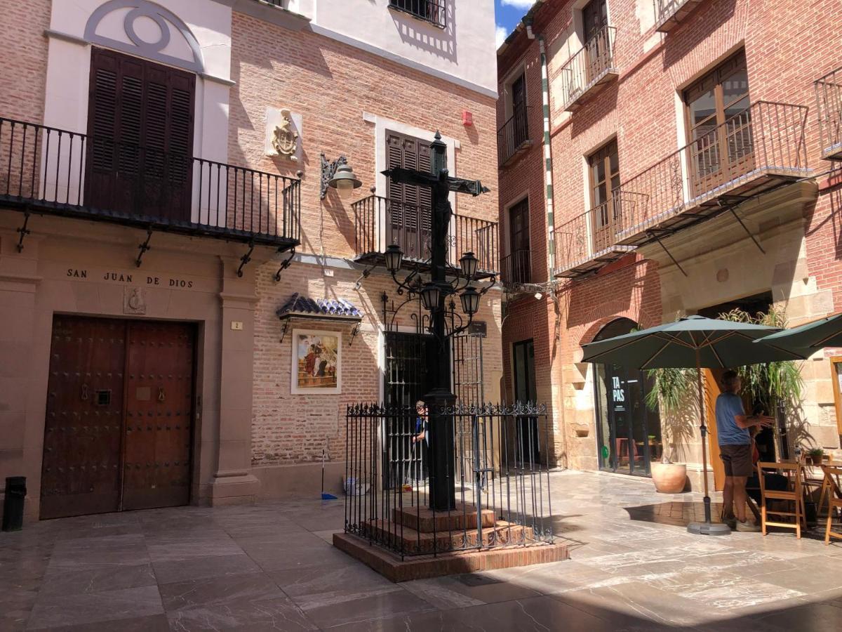Апартаменти La Gitana Y El Rey Sol Малага Екстер'єр фото